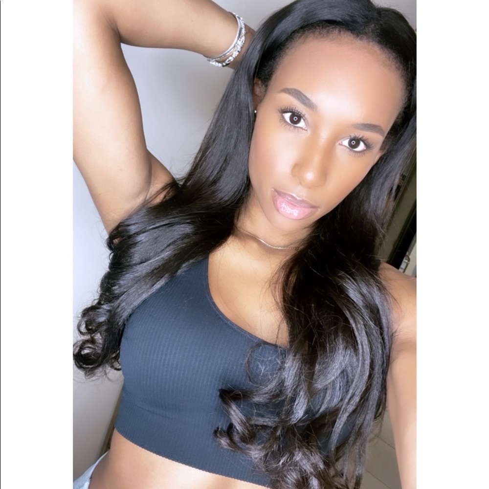 Meet your Posher, Alexandria